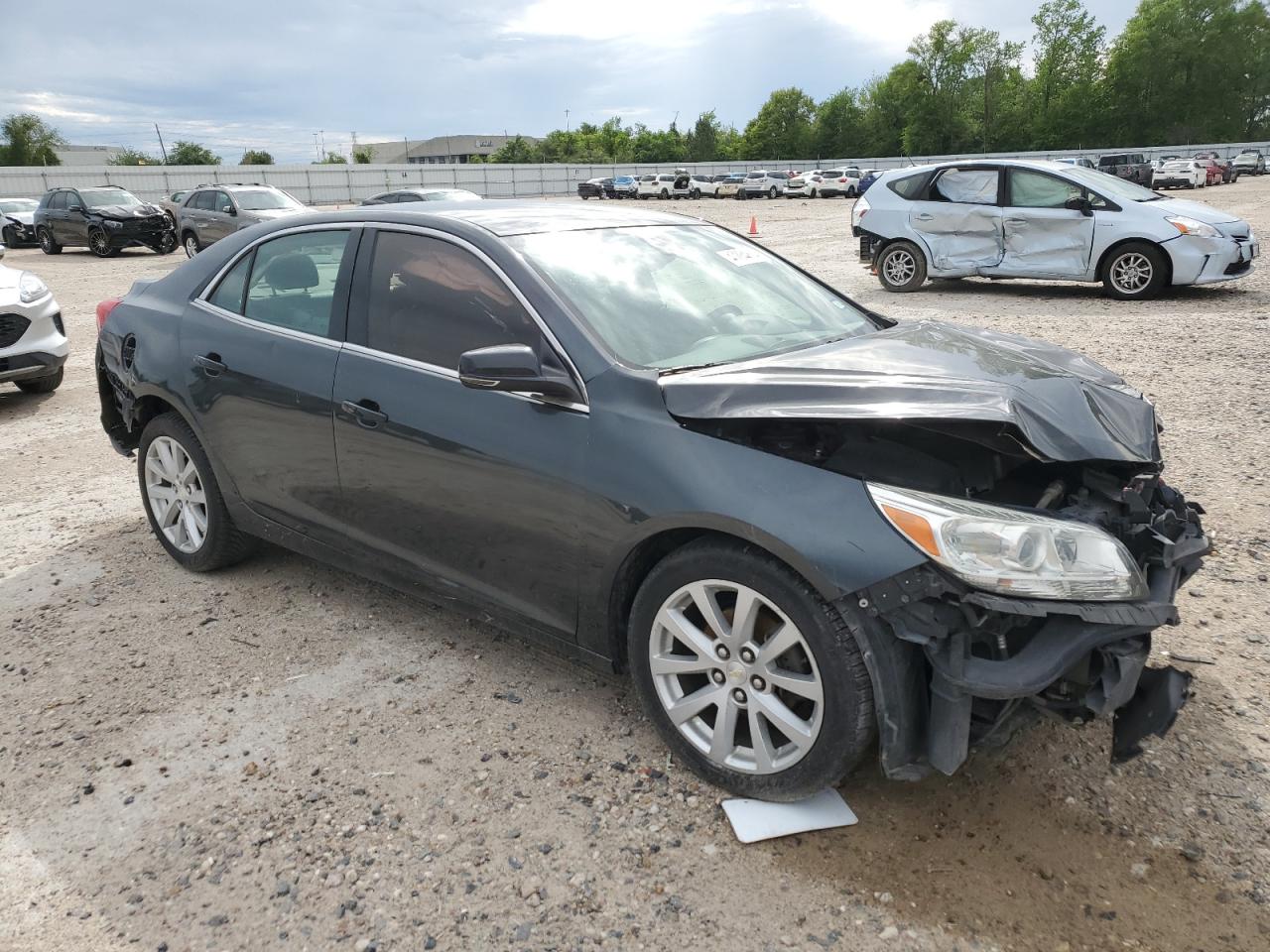 1G11D5SL2FF240369 2015 Chevrolet Malibu 2Lt