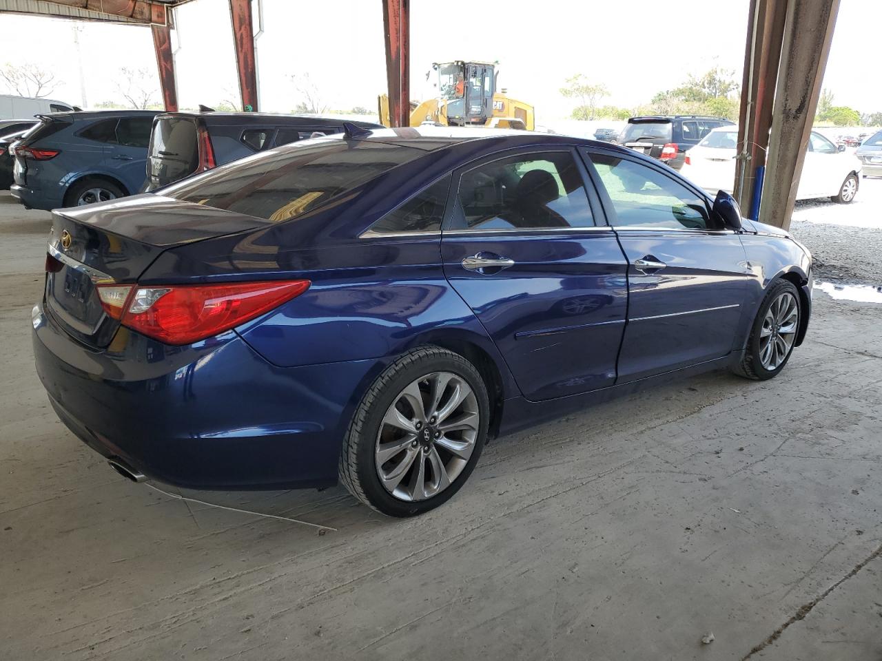 5NPEC4ACXBH256682 2011 Hyundai Sonata Se