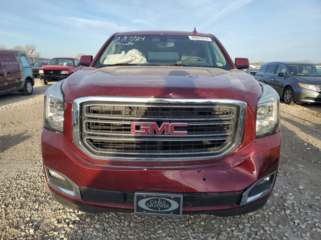 2017 GMC Yukon Sle vin: 1GKS1AKC5HR324012