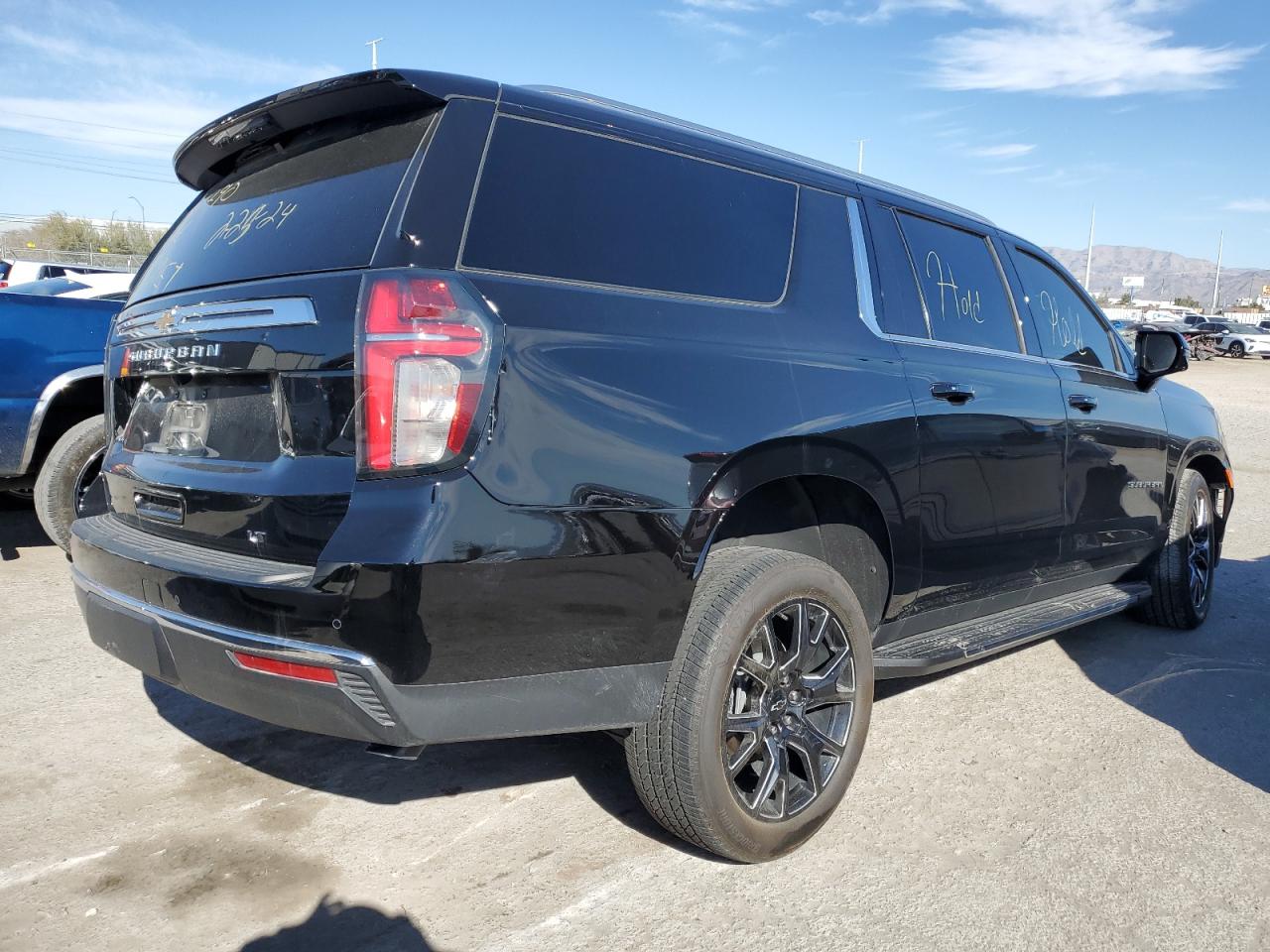 2023 Chevrolet Suburban C1500 Lt vin: 1GNSCCKD3PR312554