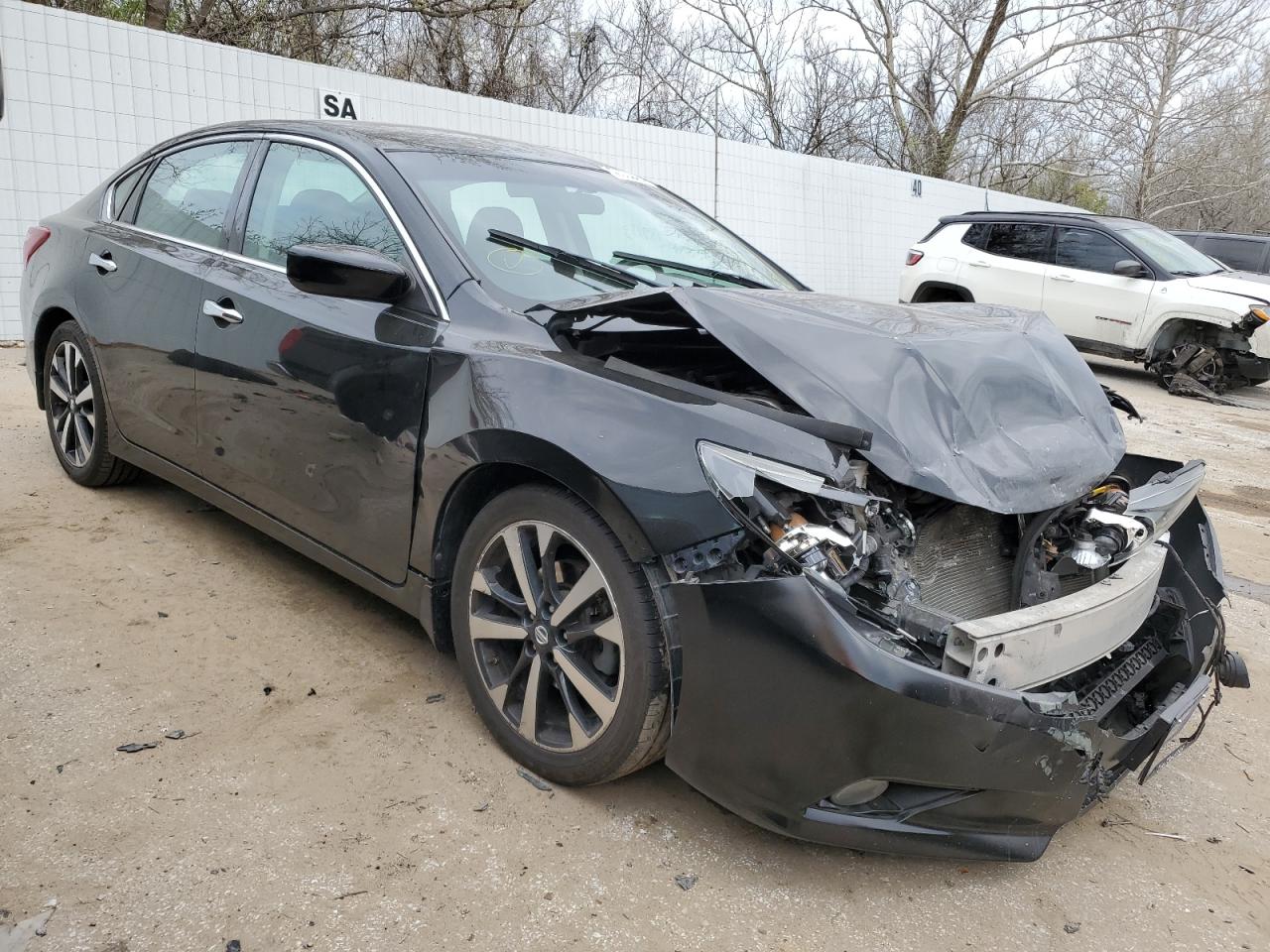 2018 Nissan Altima 2.5 vin: 1N4AL3AP2JC123748