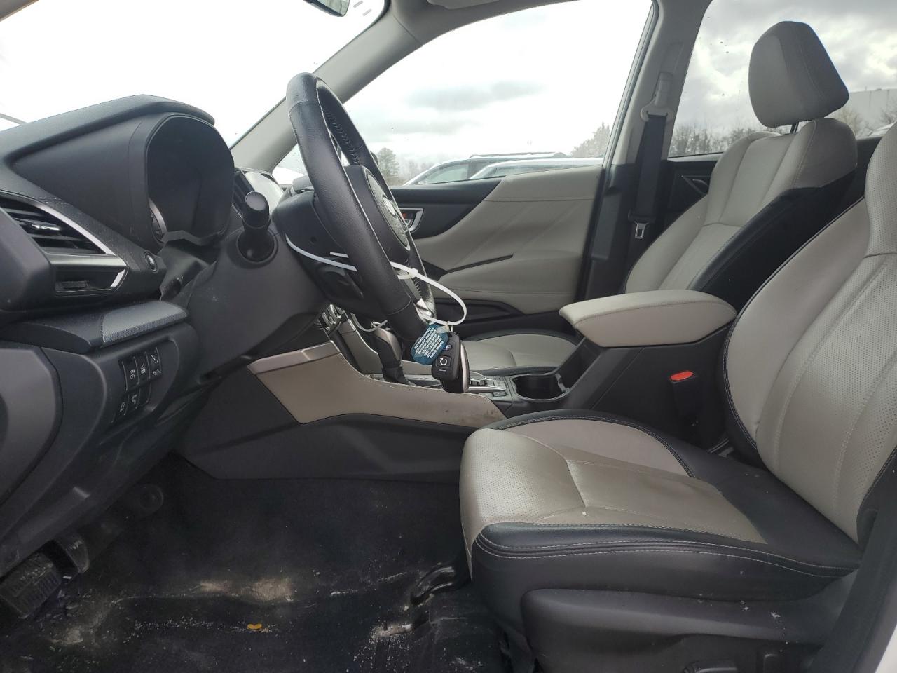 JF2SKAUC5KH553133 2019 Subaru Forester Limited