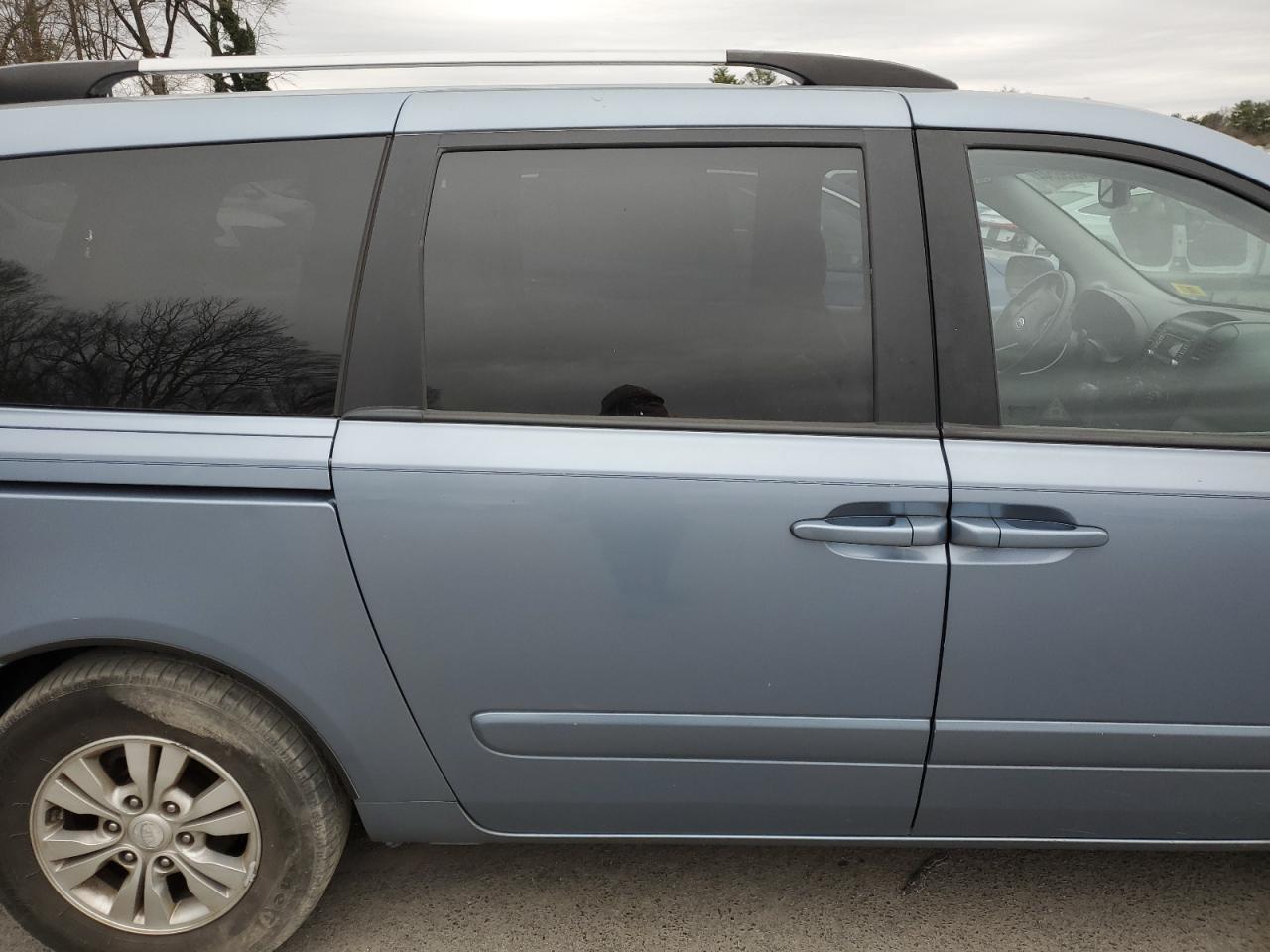 2012 Kia Sedona Lx vin: KNDMG4C76C6422790