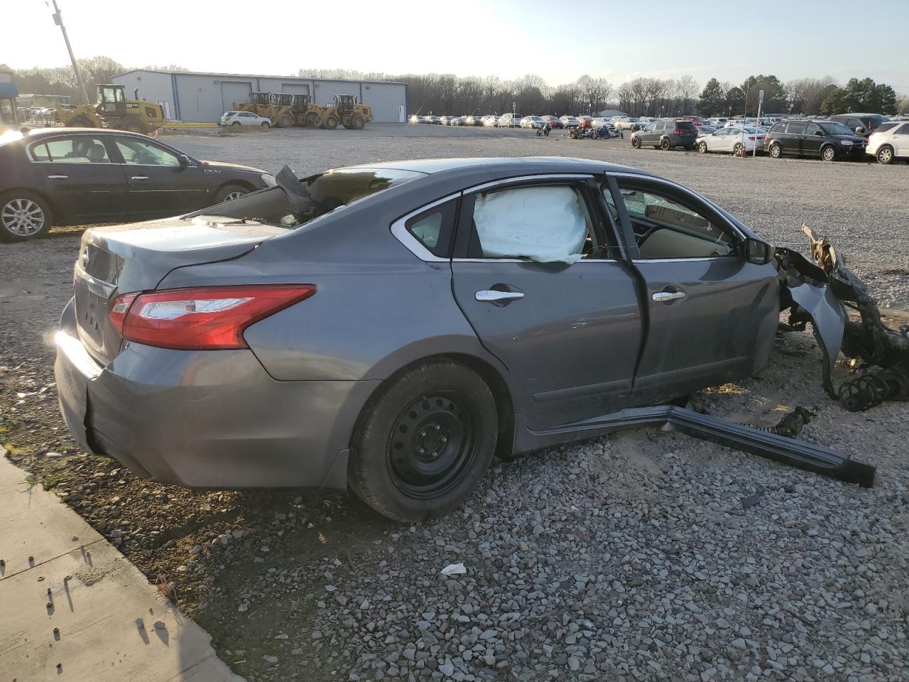 2017 Nissan Altima 2.5 vin: 1N4AL3AP8HC136076