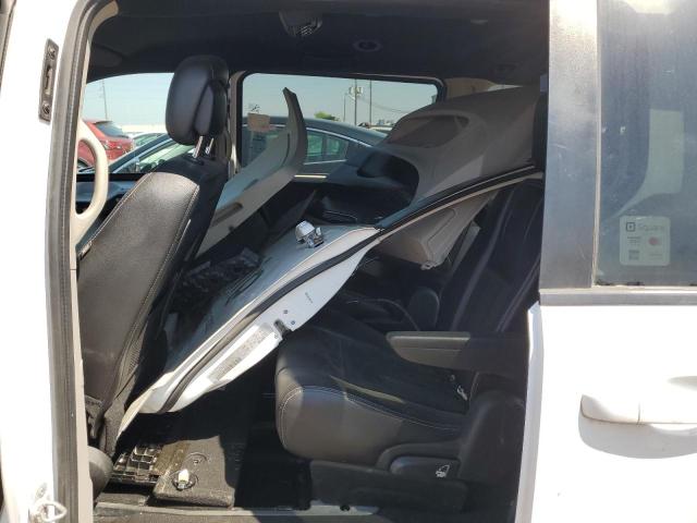 2C4RDGCG6JR208369 2018 Dodge Grand Caravan Sxt