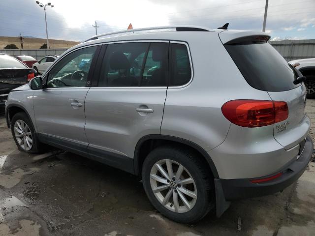 2017 VOLKSWAGEN TIGUAN WOL - WVGSV7AX2HK007977