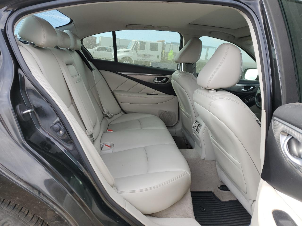 JN1BV7AR5EM681839 2014 Infiniti Q50 Base