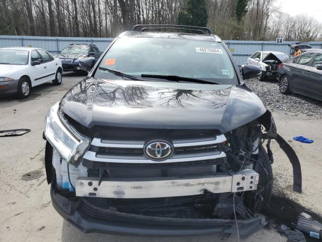 VIN 5TDJZRFH6KS606754 2019 Toyota Highlander, SE no.5