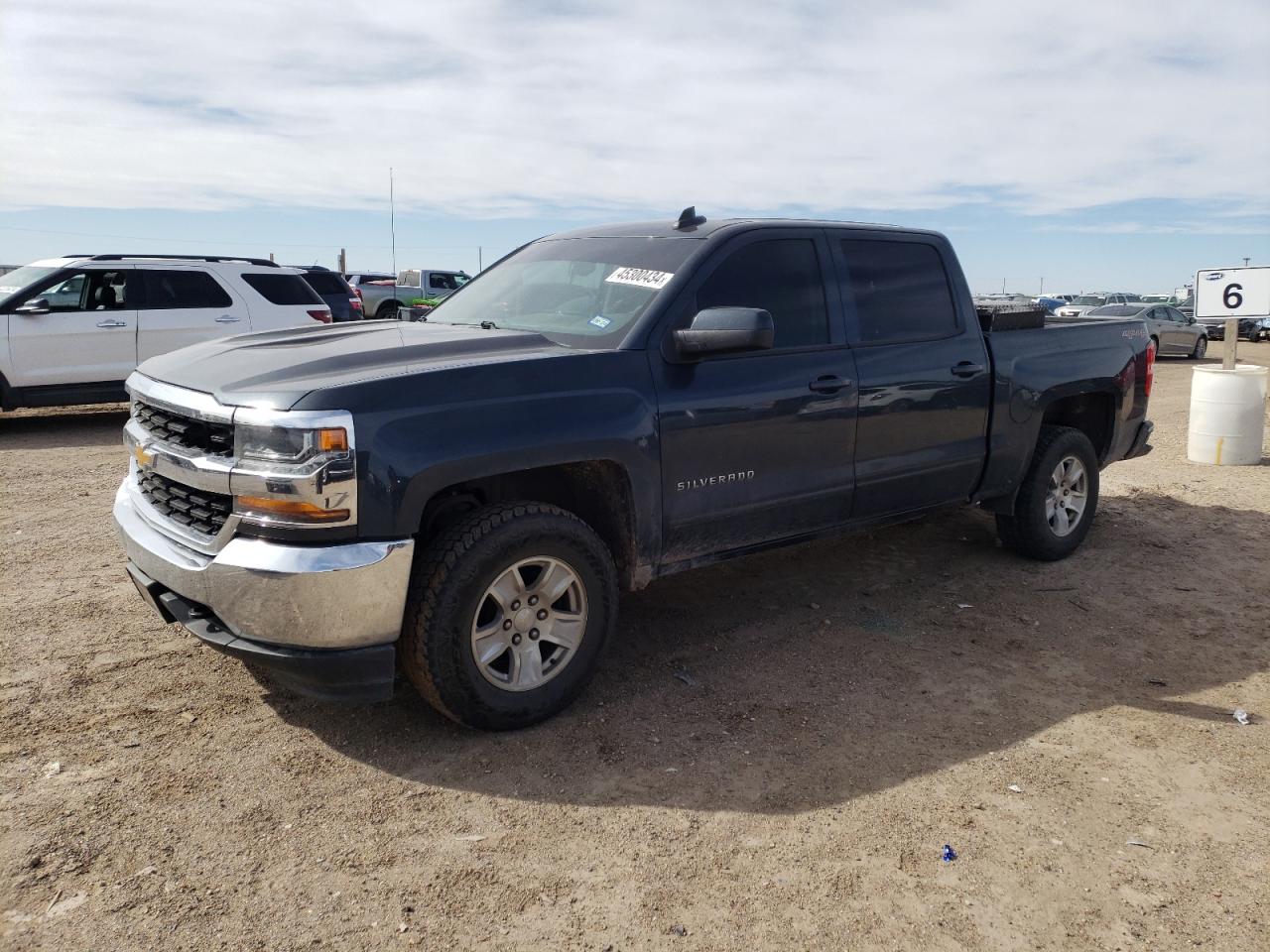 2017 Chevrolet Silverado K1500 Lt vin: 3GCUKREC6HG279867