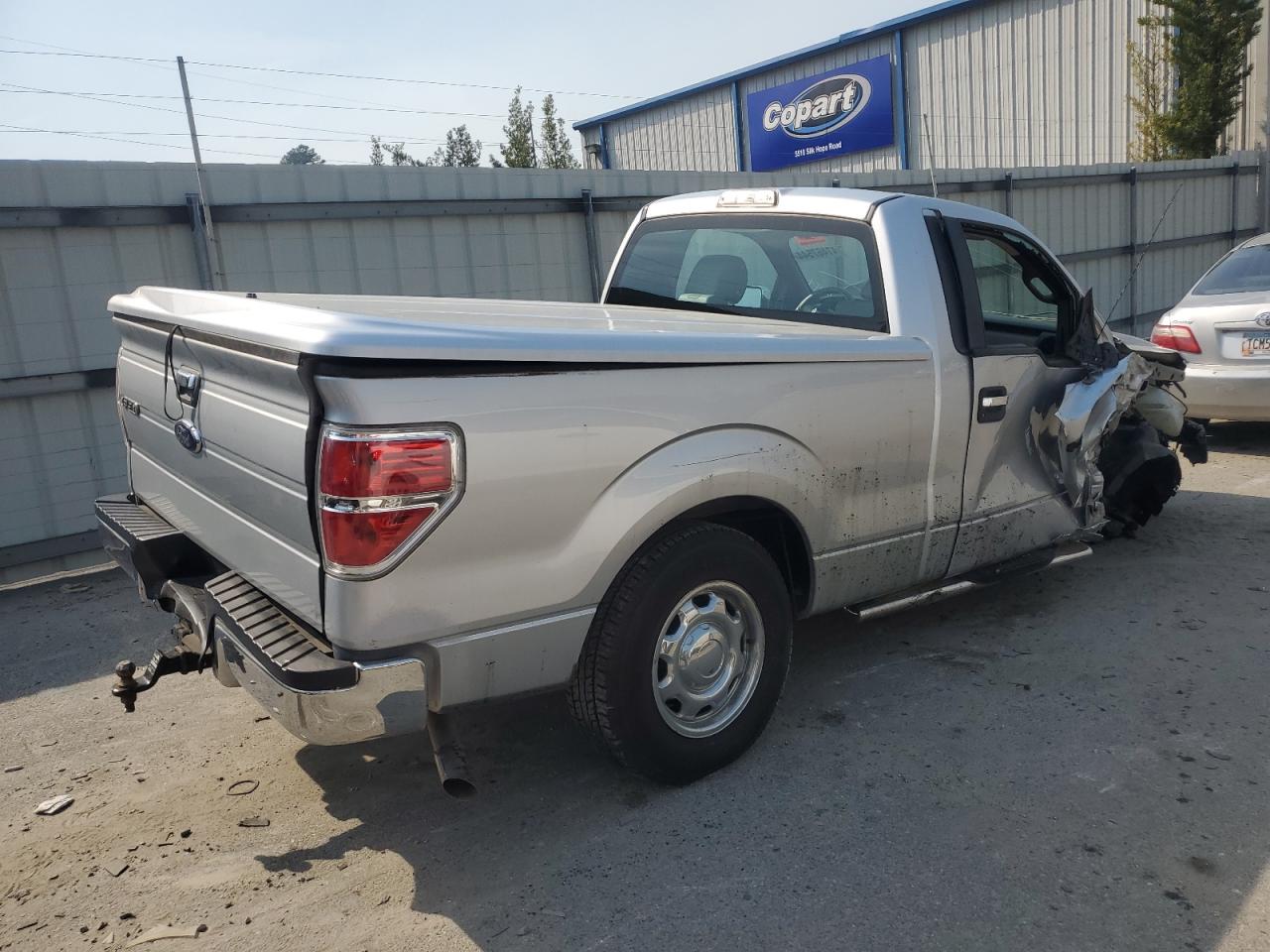 1FTMF1CW1AKB33166 2010 Ford F150