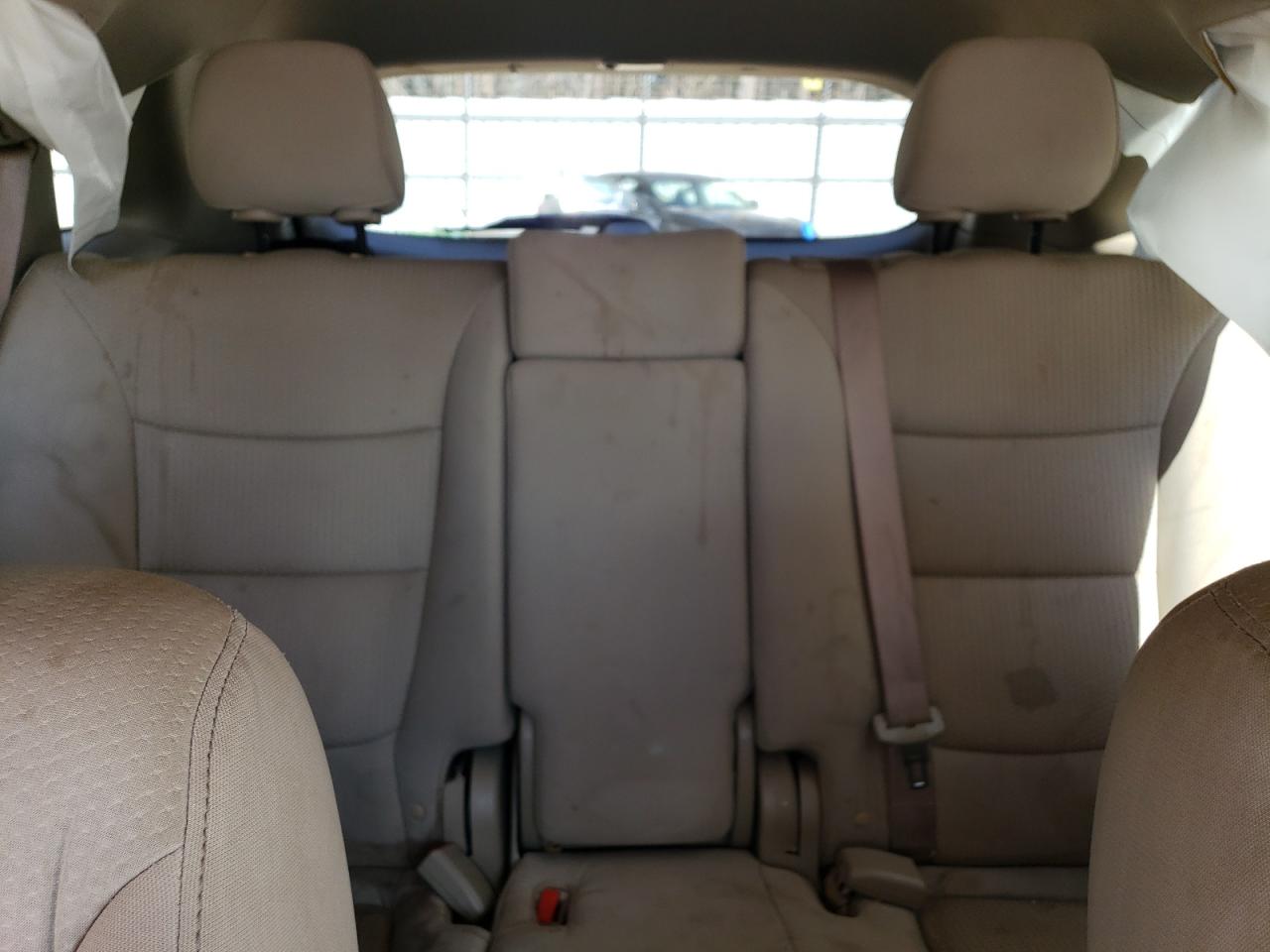 5XYKT3A12CG294959 2012 Kia Sorento Base