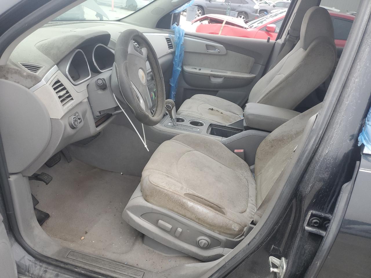 1GNKRJED2BJ210765 2011 Chevrolet Traverse Lt