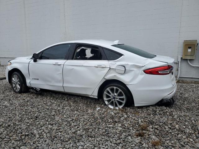 VIN 3FA6P0LU1KR243698 2019 Ford Fusion, SE no.2