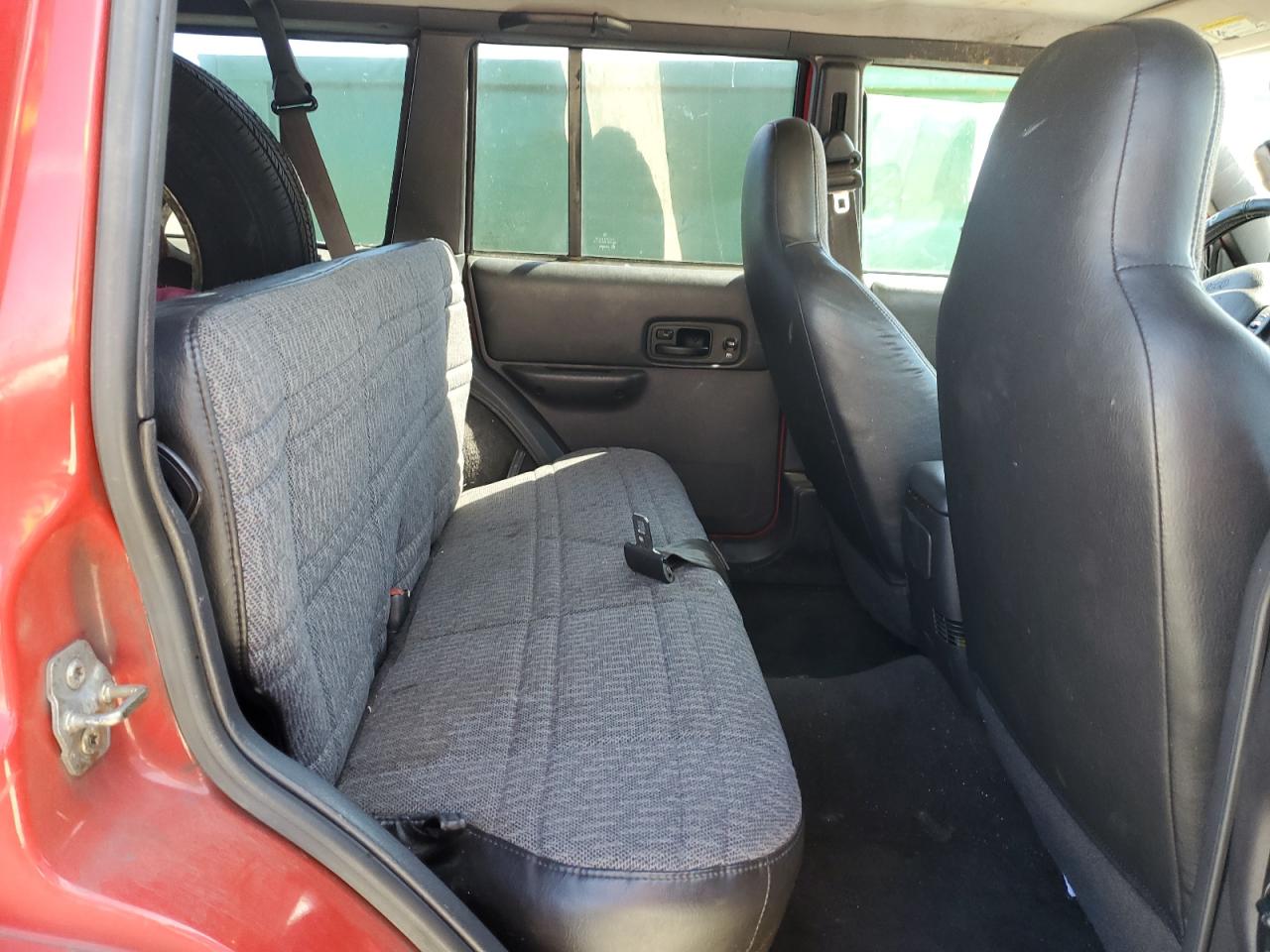 1J4FT48S21L617781 2001 Jeep Cherokee Sport