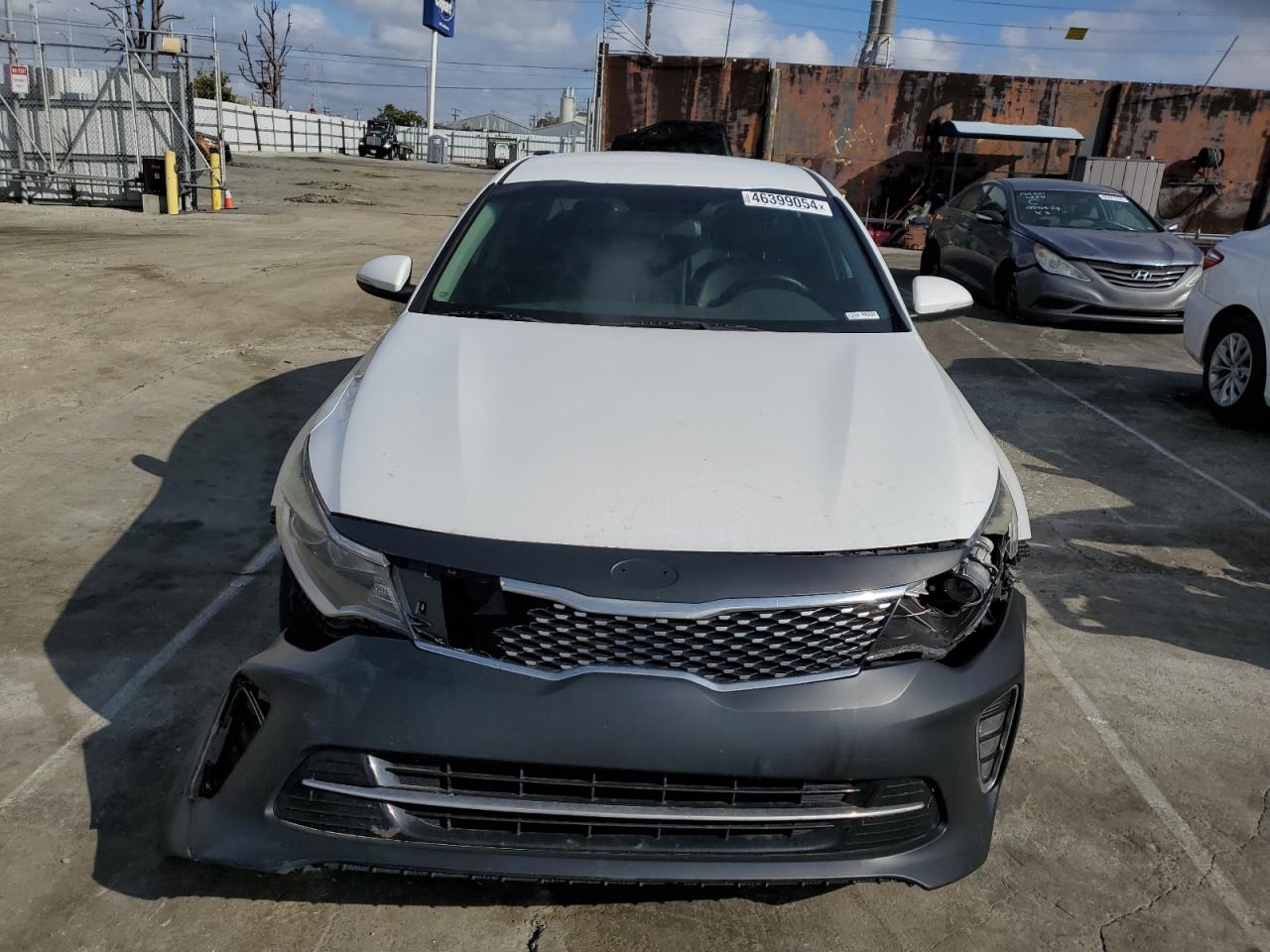 2018 Kia Optima Lx vin: 5XXGT4L33JG207257