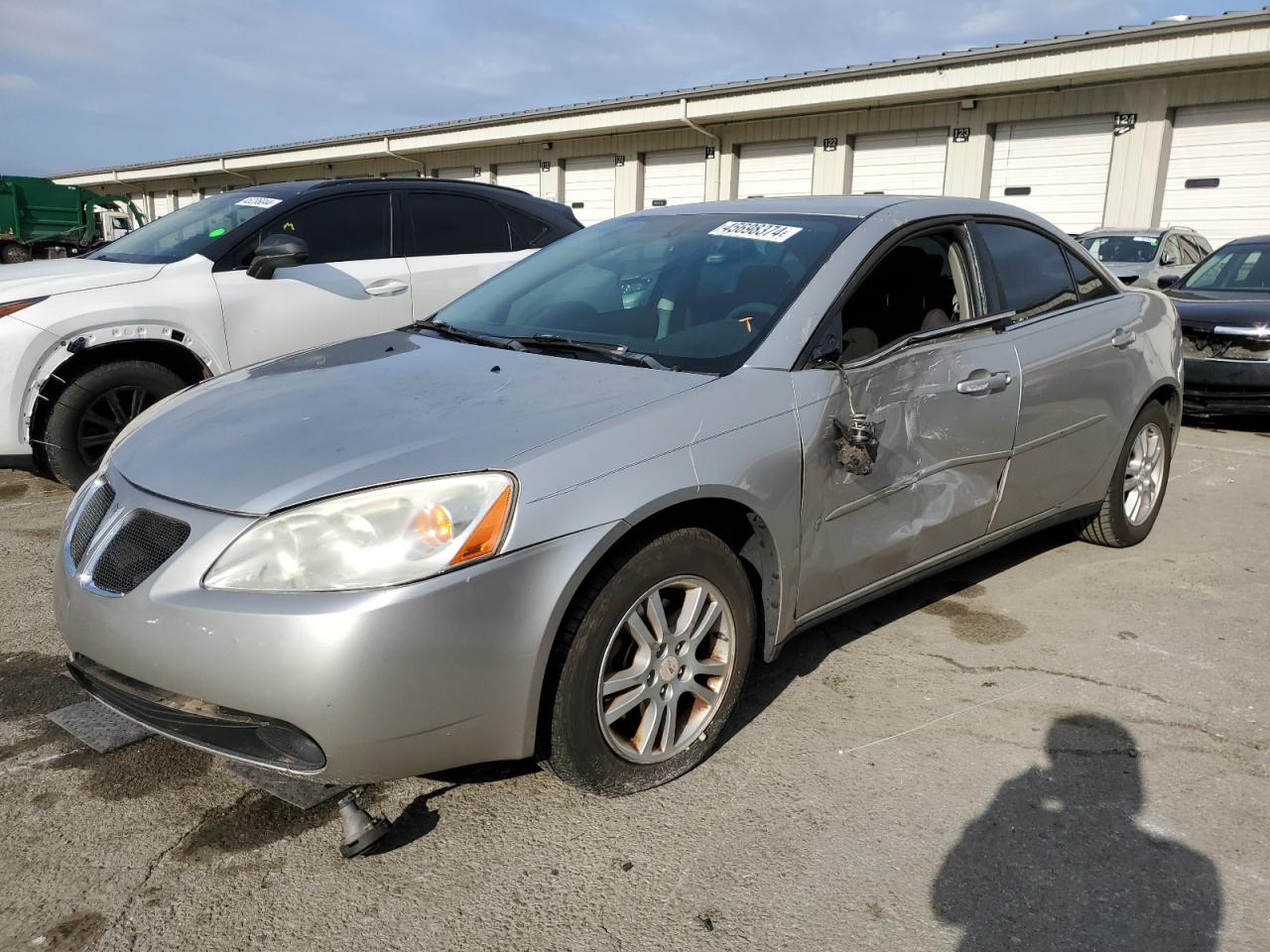 2006 Pontiac G6 Se1 3.5L за продажба в Louisville, KY - Side