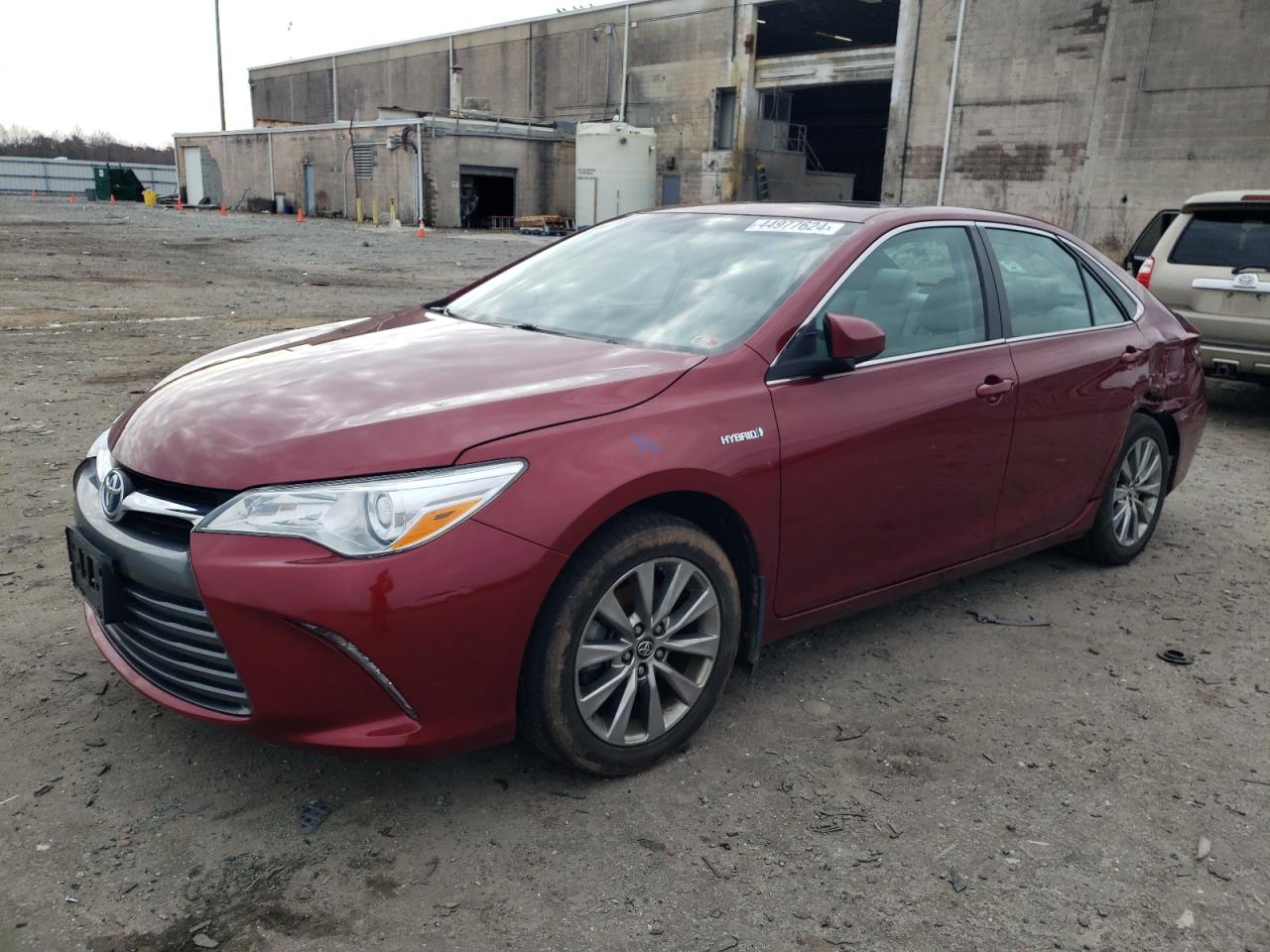 Lot #2838335289 2017 TOYOTA CAMRY HYBR