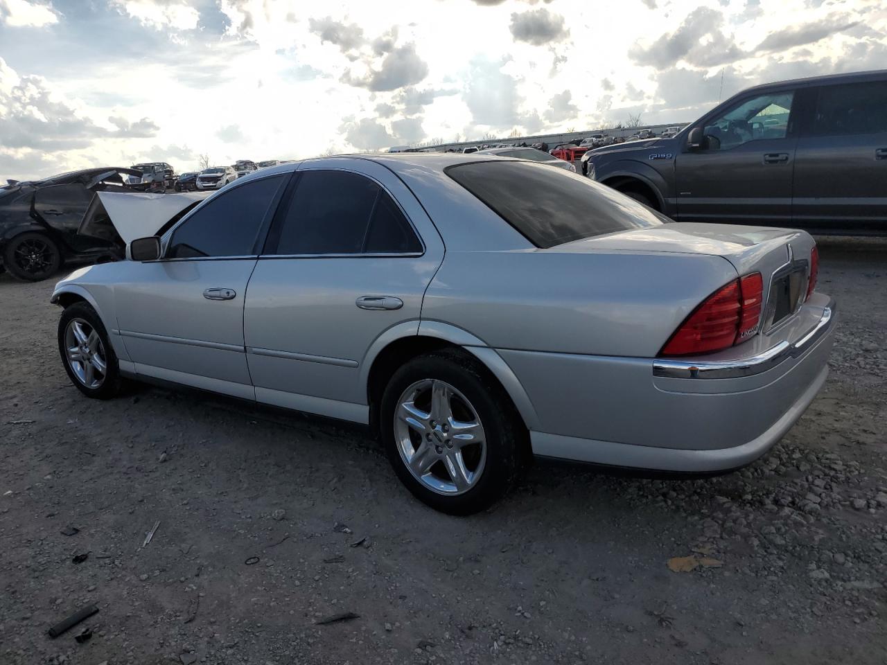 1LNHM87A02Y613479 2002 Lincoln Ls