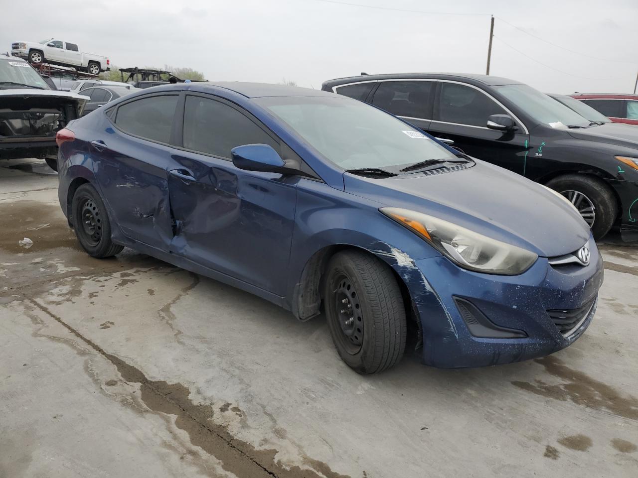 5NPDH4AE7GH756045 2016 Hyundai Elantra Se