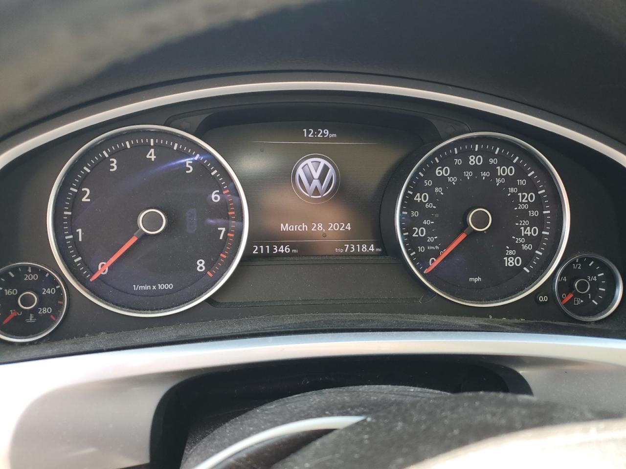 WVGEF9BP8DD003872 2013 Volkswagen Touareg V6