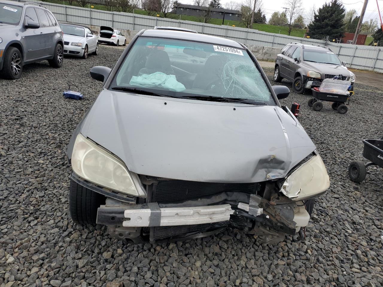 1HGES16944L014811 2004 Honda Civic Lx