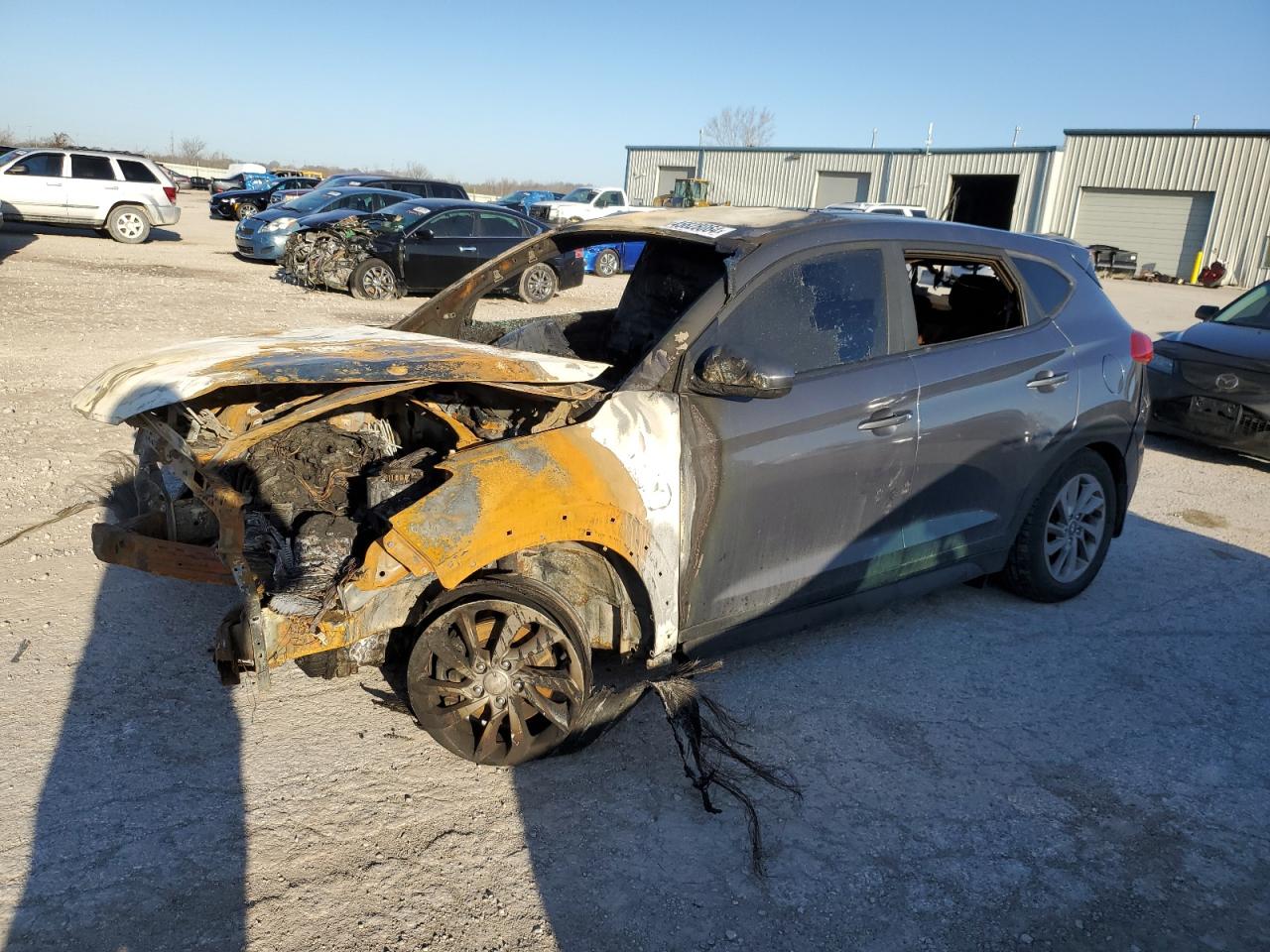 Lot #2638411404 2017 HYUNDAI TUCSON SE