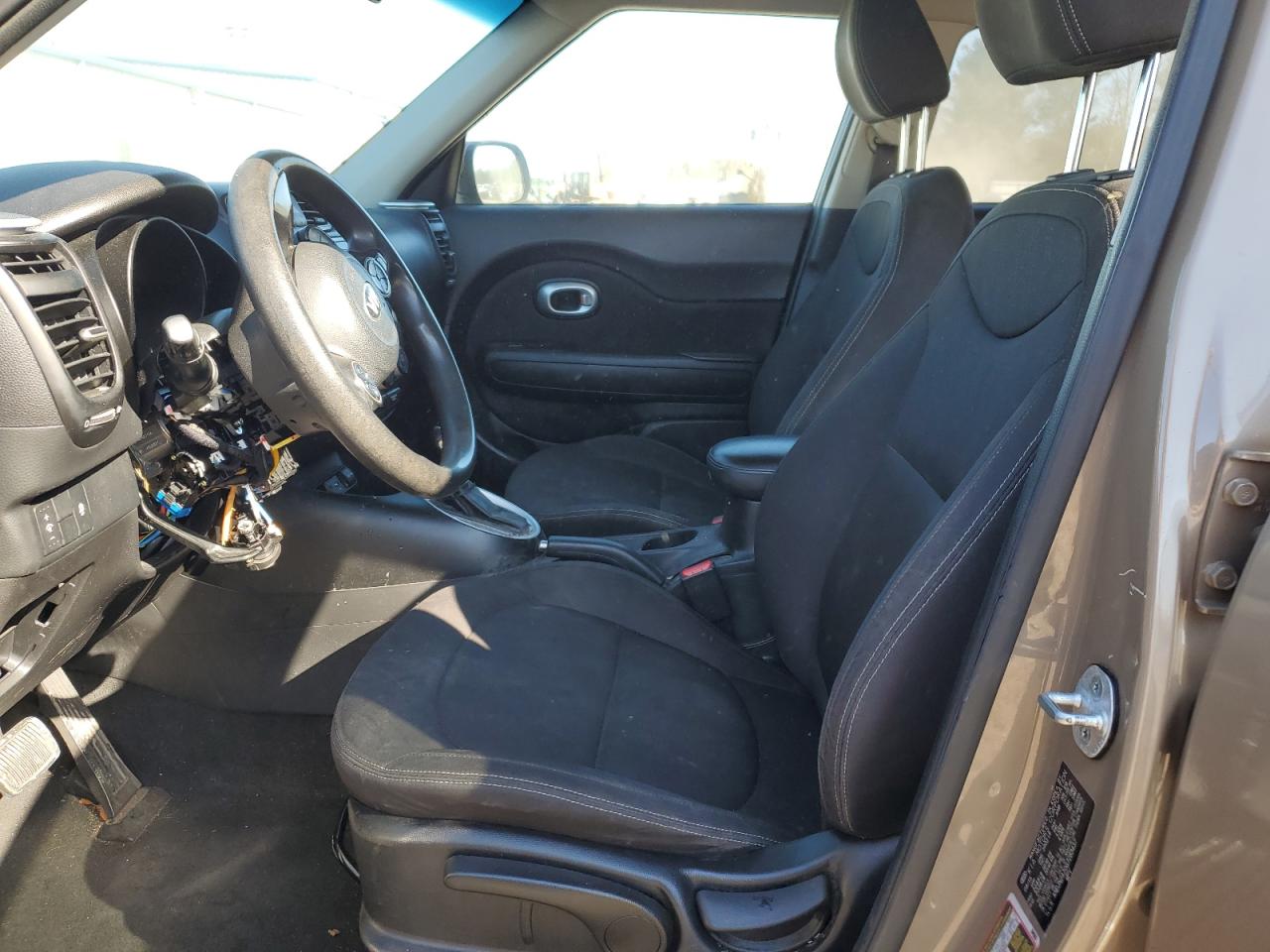 KNDJN2A20G7283437 2016 Kia Soul