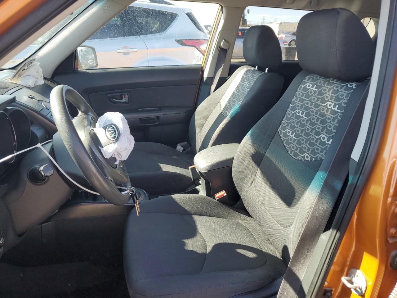 KNDJT2A24B7212465 2011 Kia Soul +
