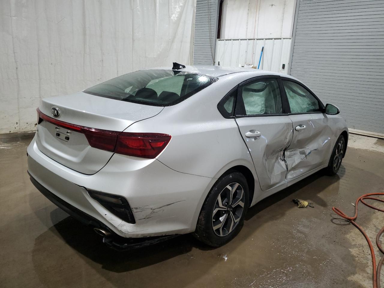 2020 Kia Forte Fe vin: 3KPF24AD2LE174502