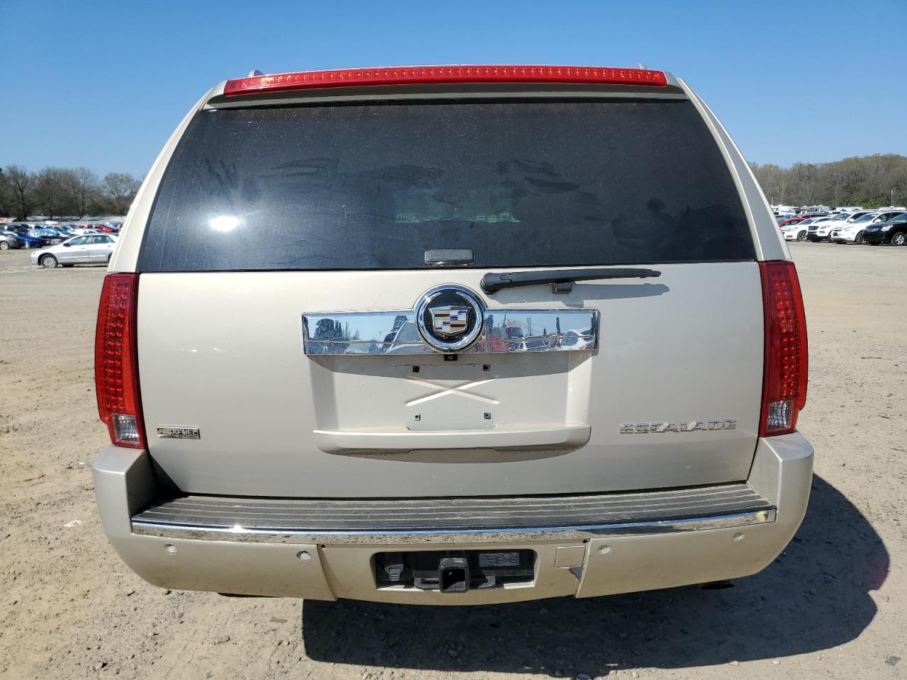 1GYUKCEF9AR264626 2010 Cadillac Escalade Premium