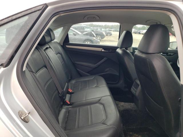 2015 VOLKSWAGEN PASSAT S - 1VWAT7A34FC050434