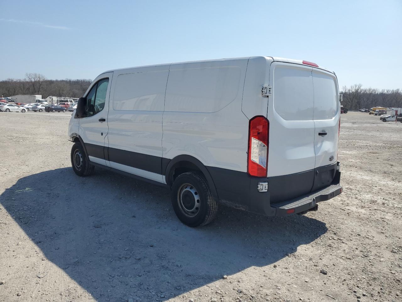 1FTYR1YM8HKA17523 2017 Ford Transit T-250