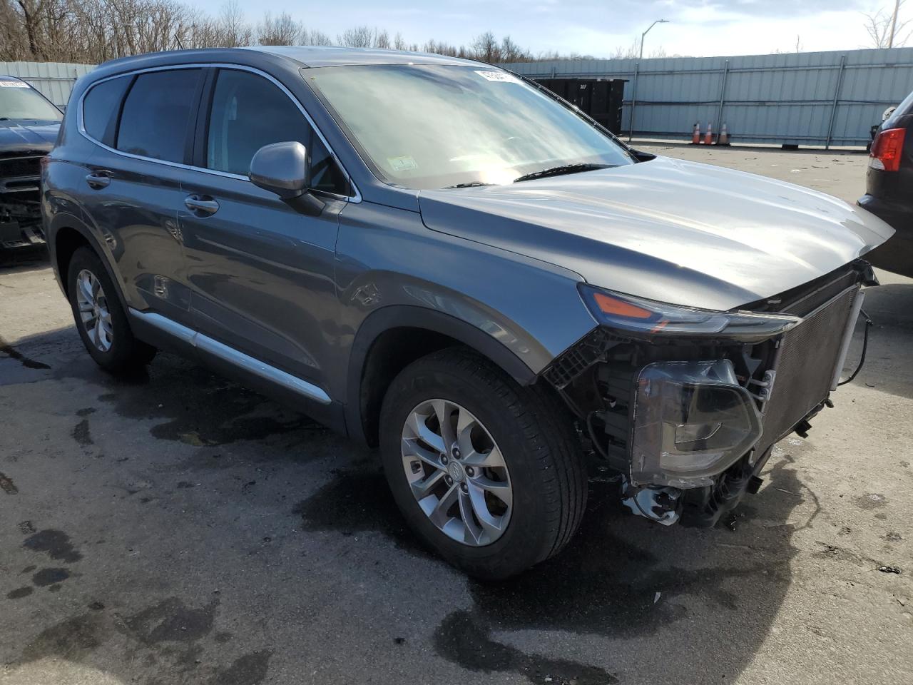 5NMS2CADXKH003030 2019 Hyundai Santa Fe Se