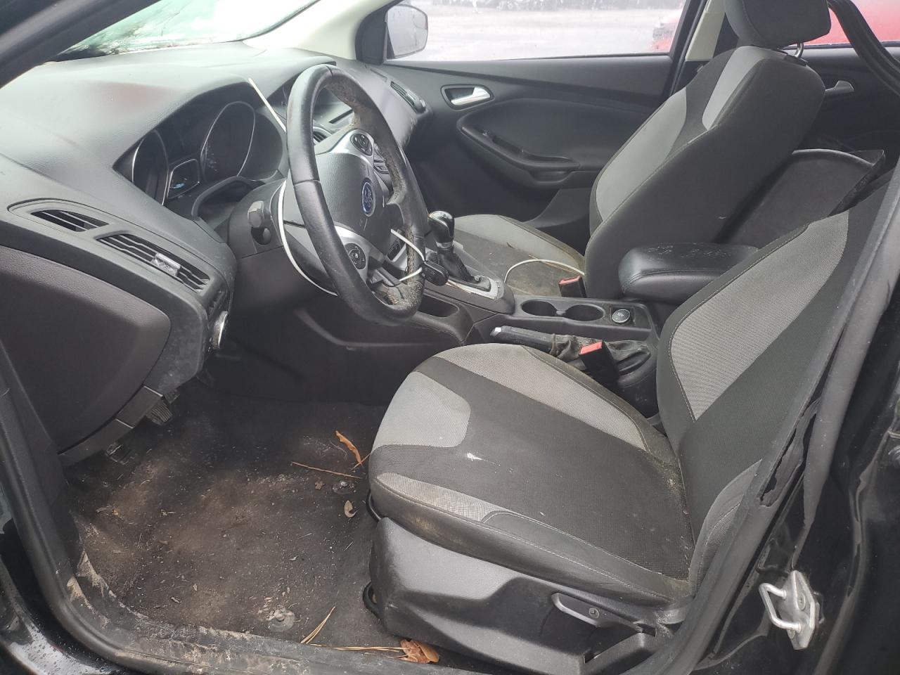 1FADP3F24EL180330 2014 Ford Focus Se