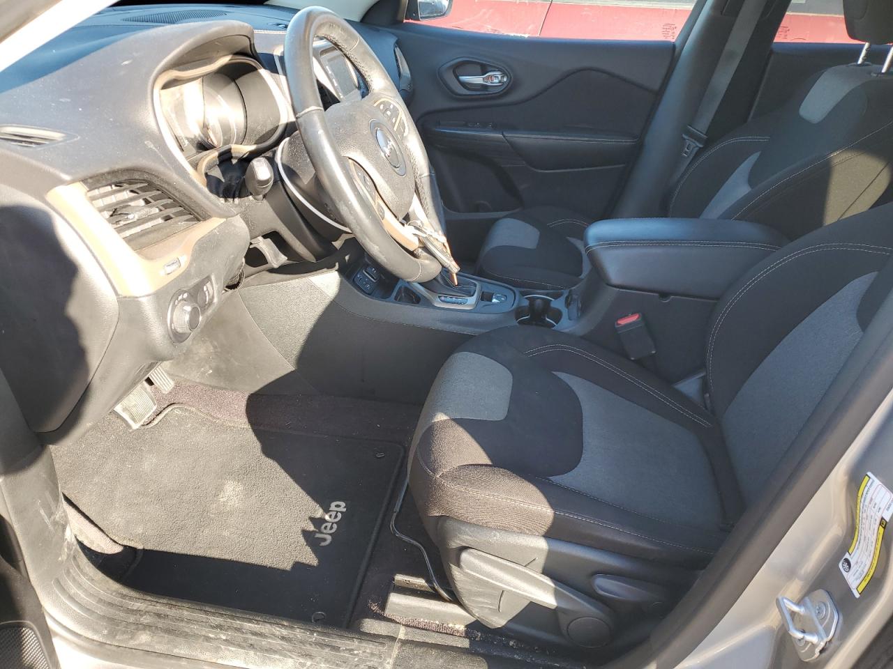 1C4PJLAS1GW351598 2016 Jeep Cherokee Sport