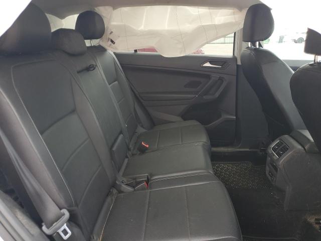 2018 VOLKSWAGEN TIGUAN SE - 3VV2B7AX1JM112796
