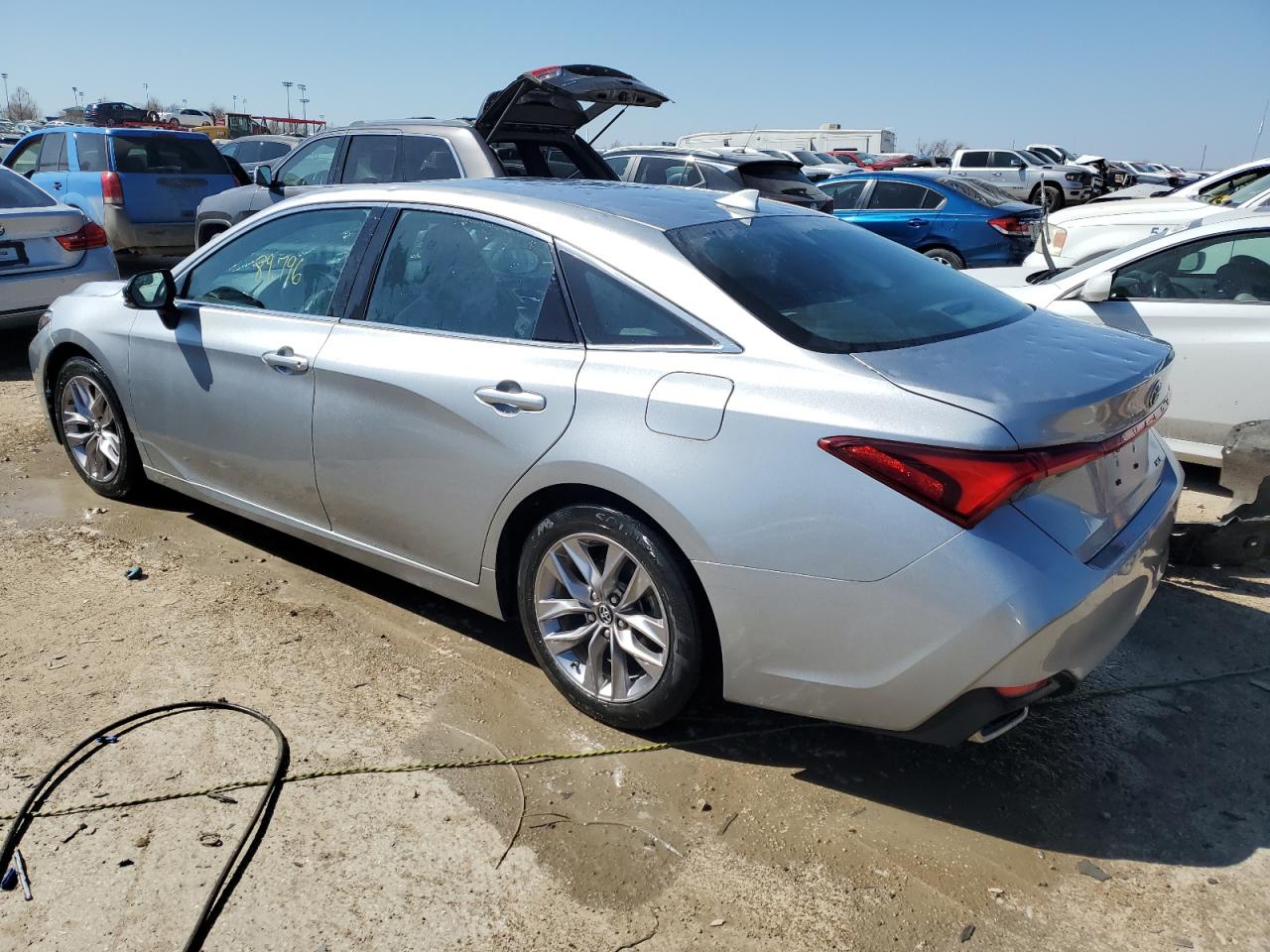 4T1BZ1FB5KU031863 2019 Toyota Avalon Xle