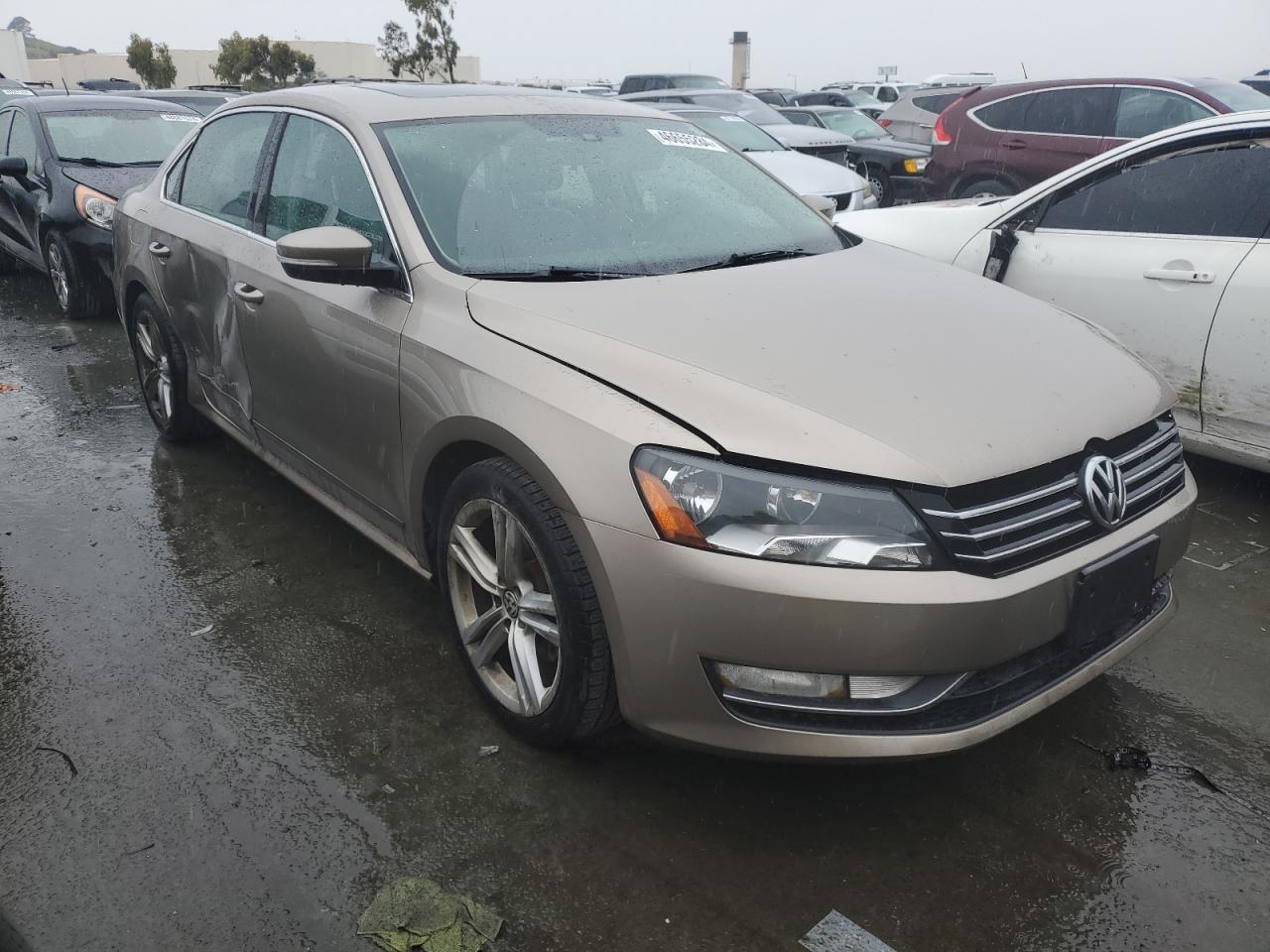 1VWBT7A34FC019009 2015 Volkswagen Passat Se