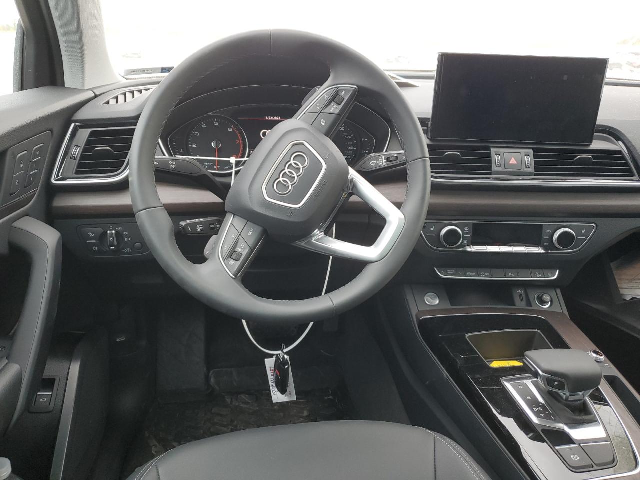 2024 Audi Q5 Premium 40 vin: WA1ABAFY9R2015657