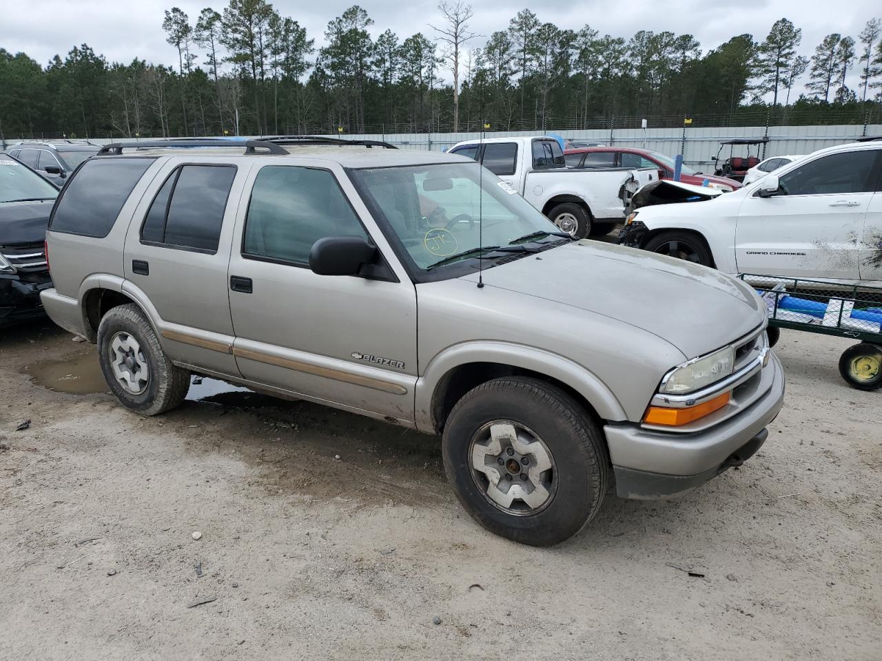 1GNDT13X74K135498 2004 Chevrolet Blazer