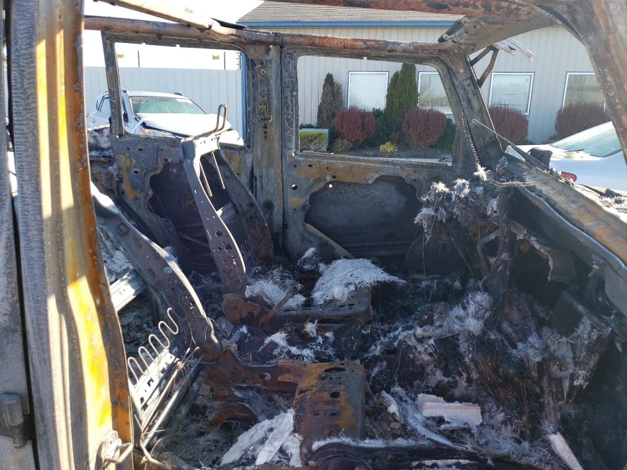 1J4BA5H18BL512830 2011 Jeep Wrangler Unlimited Sahara