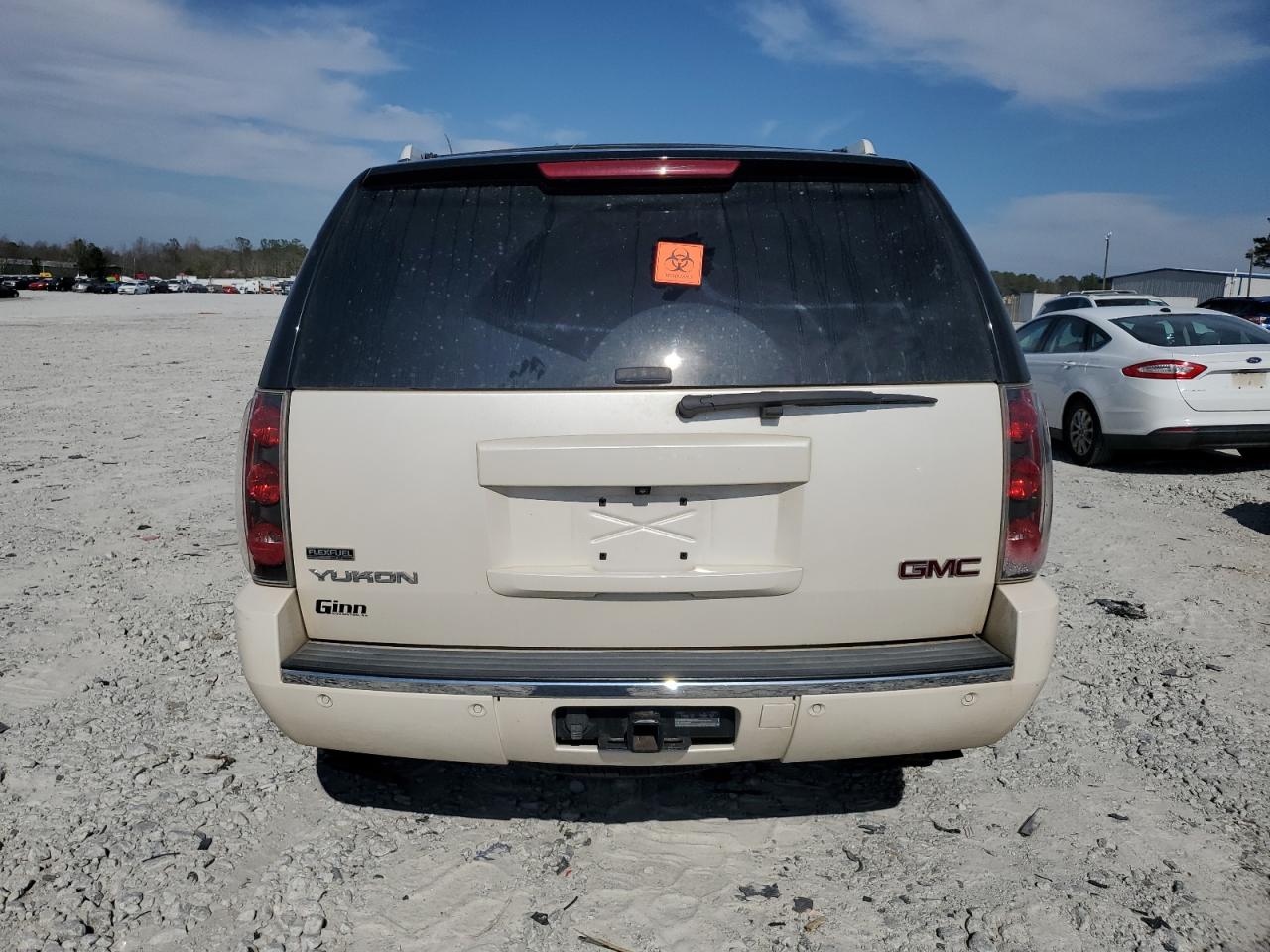 1GKS1EEFXCR315408 2012 GMC Yukon Denali