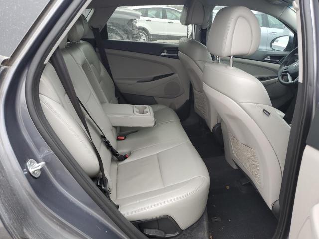 2017 HYUNDAI TUSCON KM8J23A44HU332427