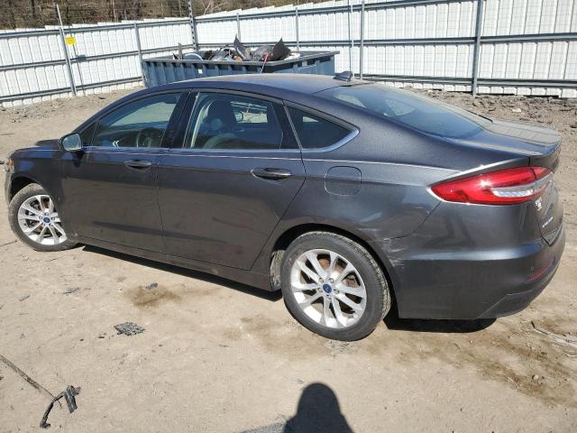 3FA6P0LUXLR267077 Ford Fusion SE 2