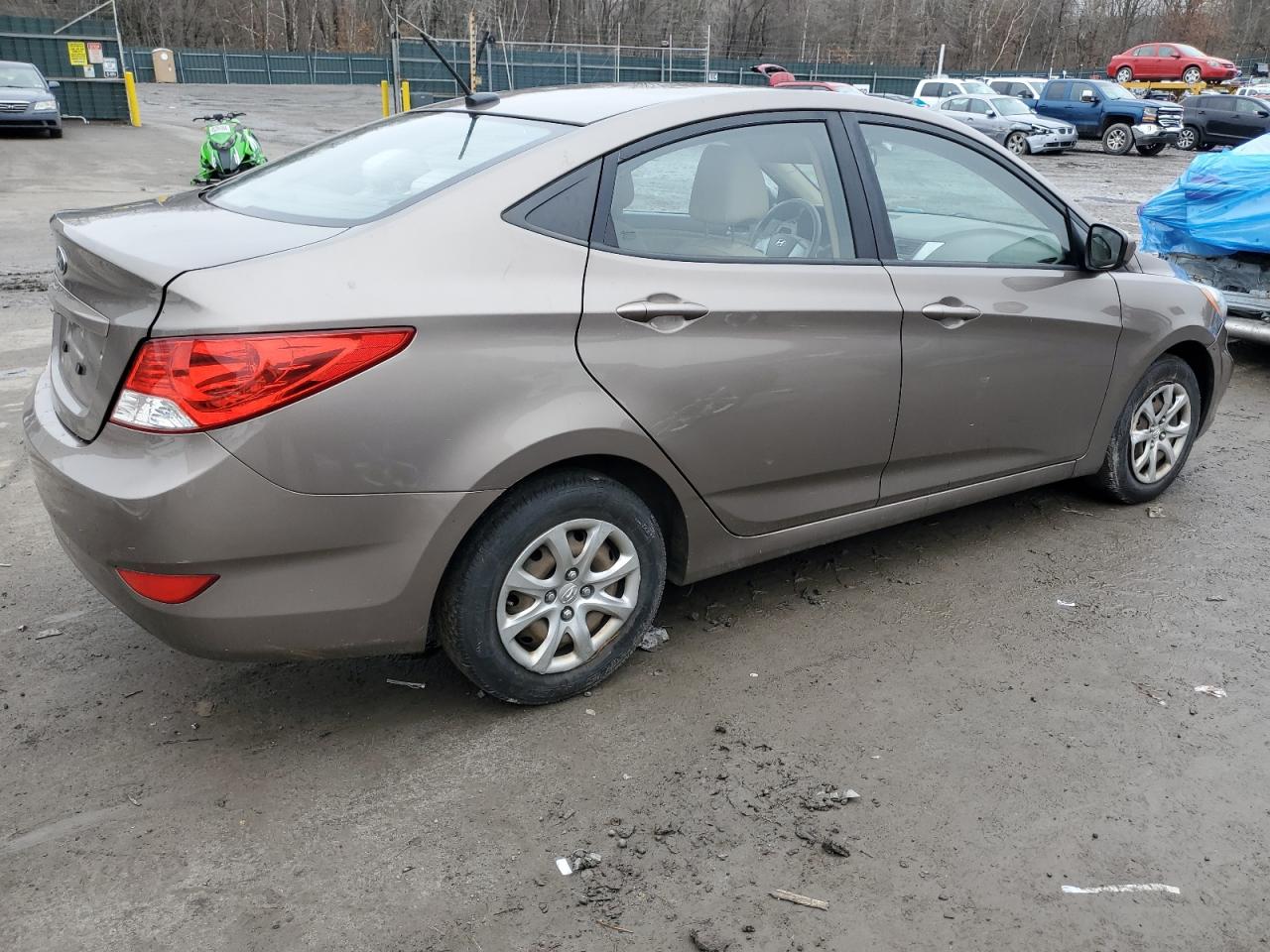 KMHCT4AE8EU671840 2014 Hyundai Accent Gls