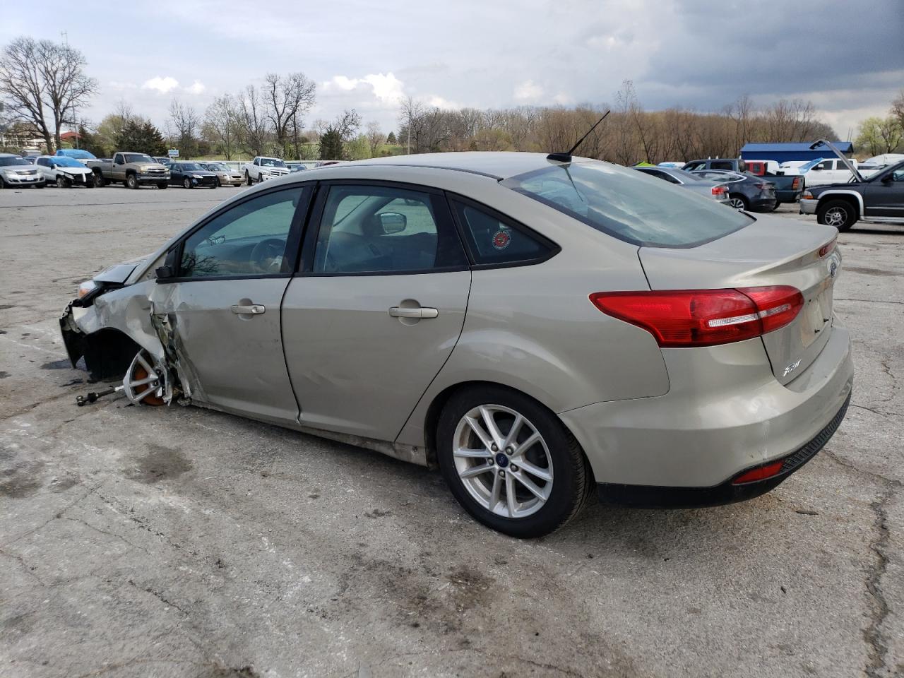 1FADP3F28FL317495 2015 Ford Focus Se