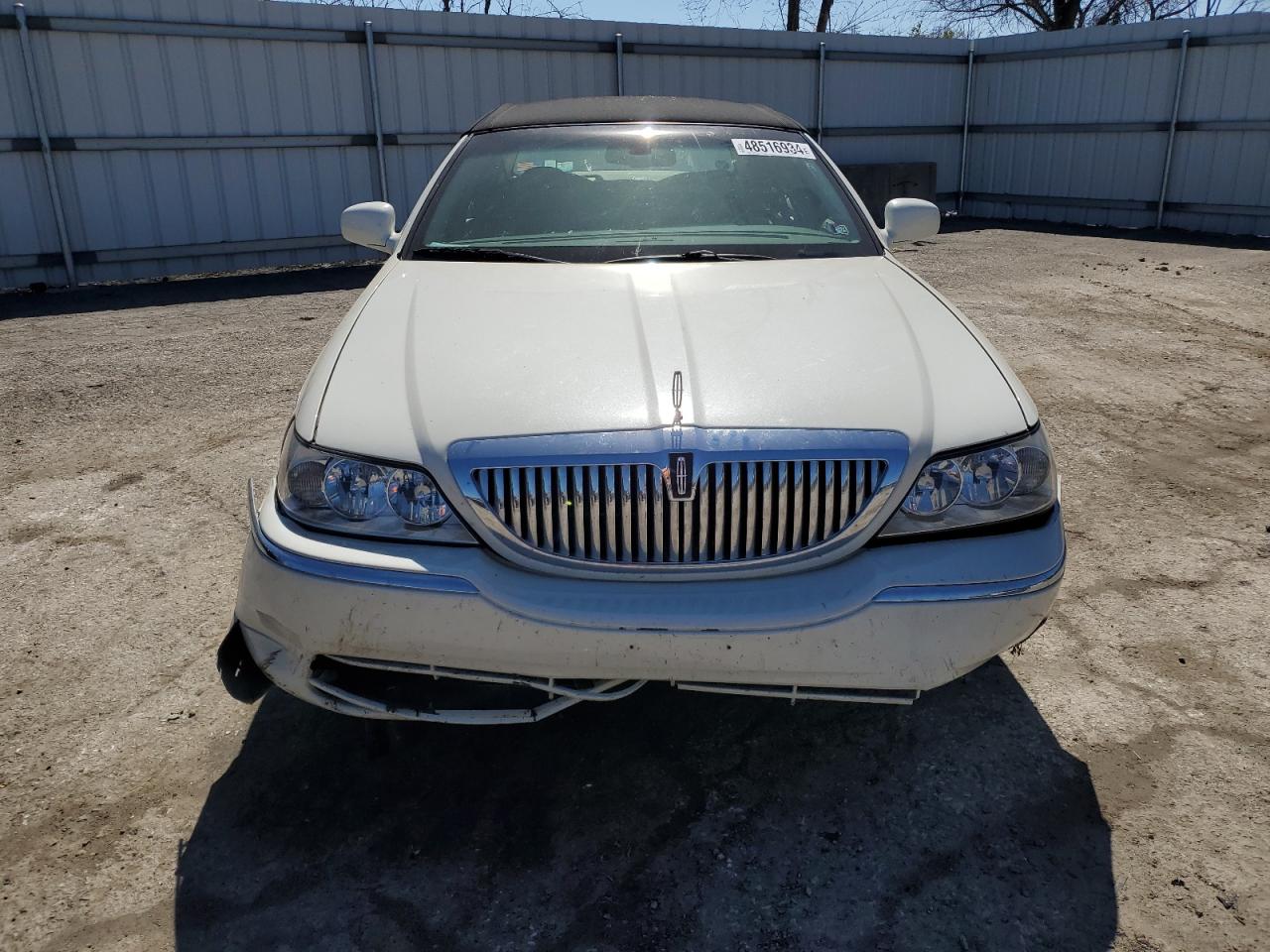 1LNHM81W26Y603160 2006 Lincoln Town Car Signature