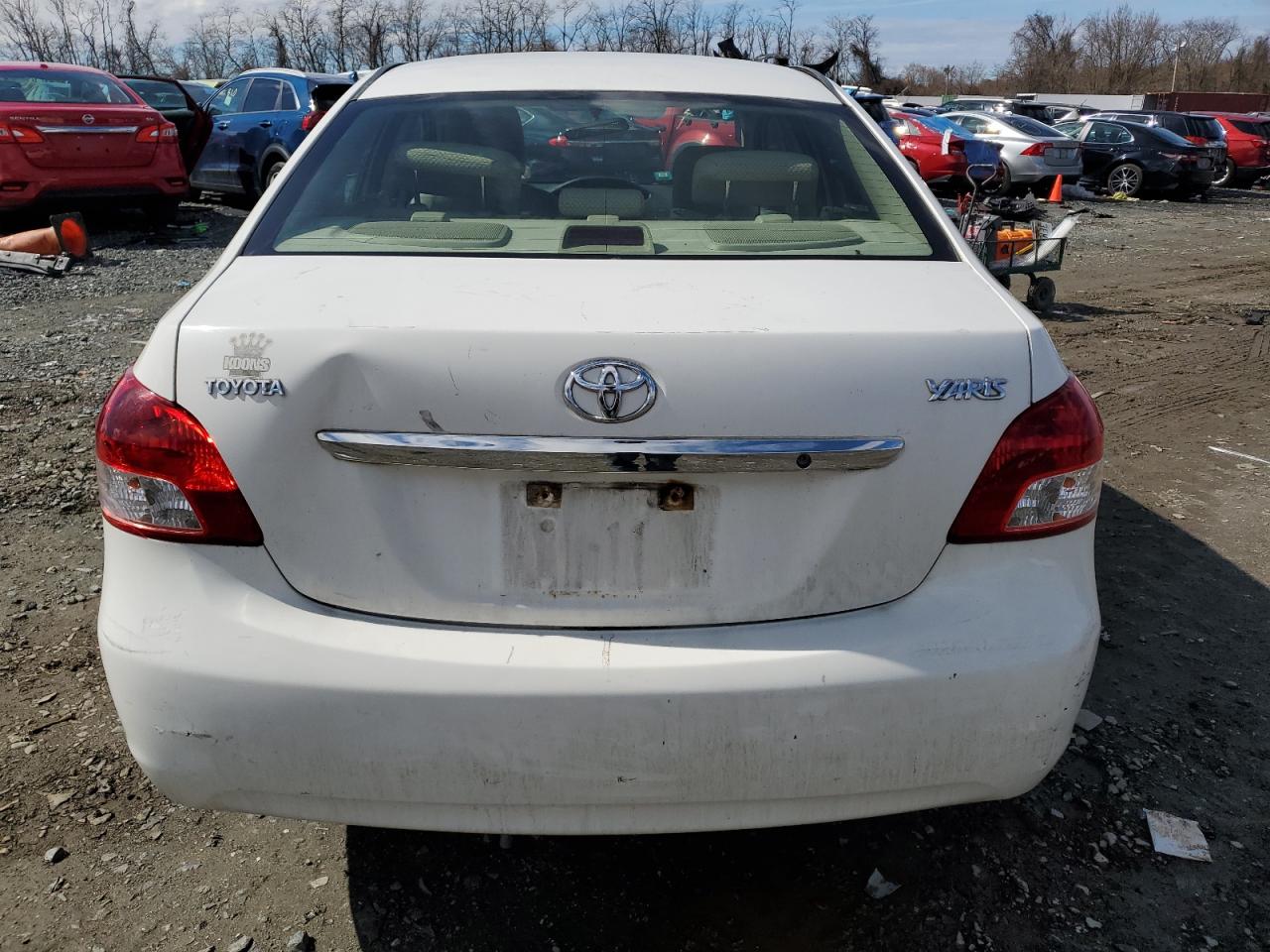 JTDBT923181270596 2008 Toyota Yaris