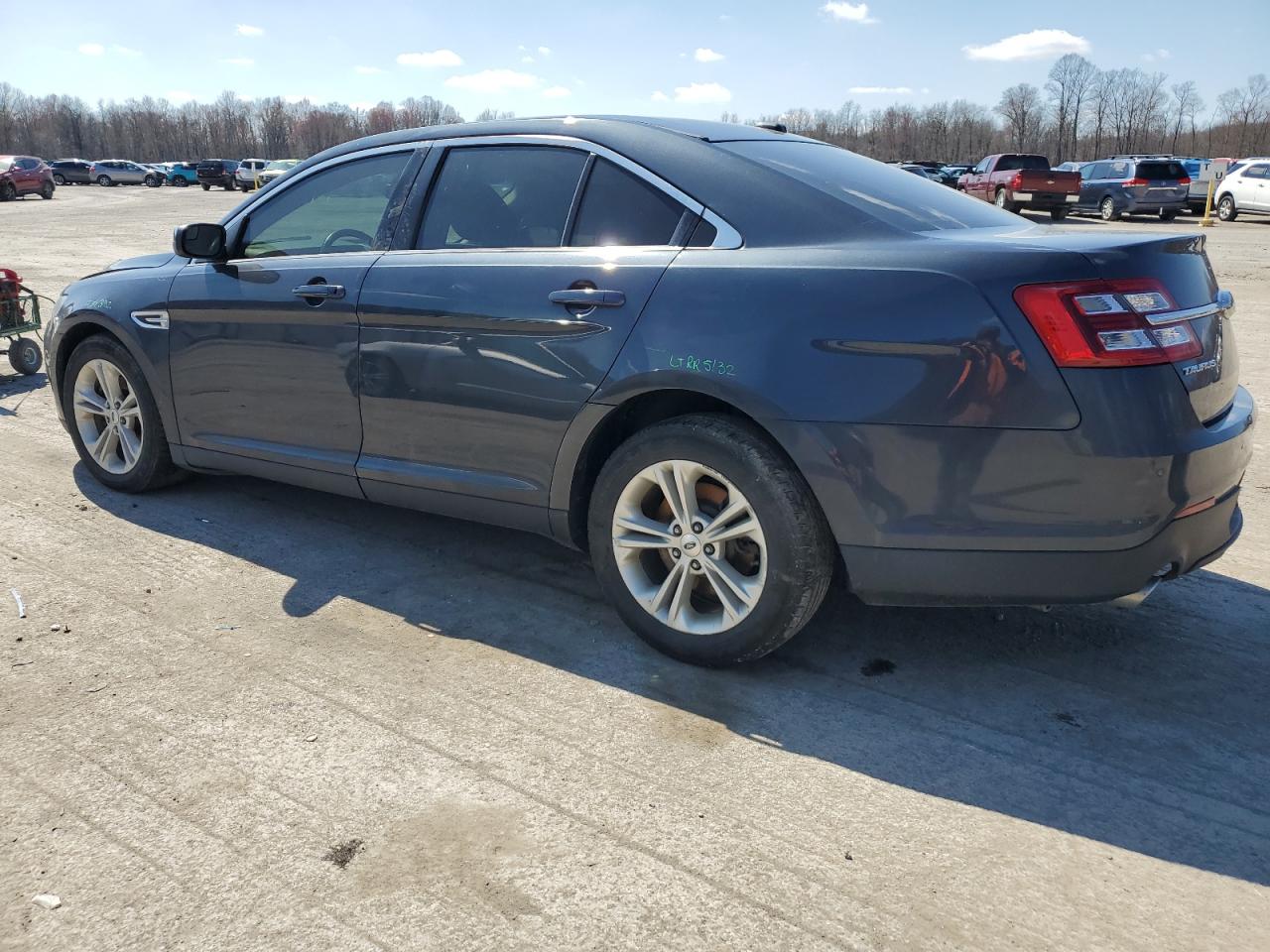 1FAHP2E83HG138178 2017 Ford Taurus Sel