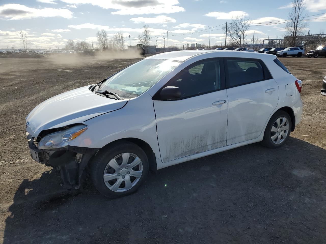 2014 Toyota Matrix Base vin: 2T1KU4EE1EC130696